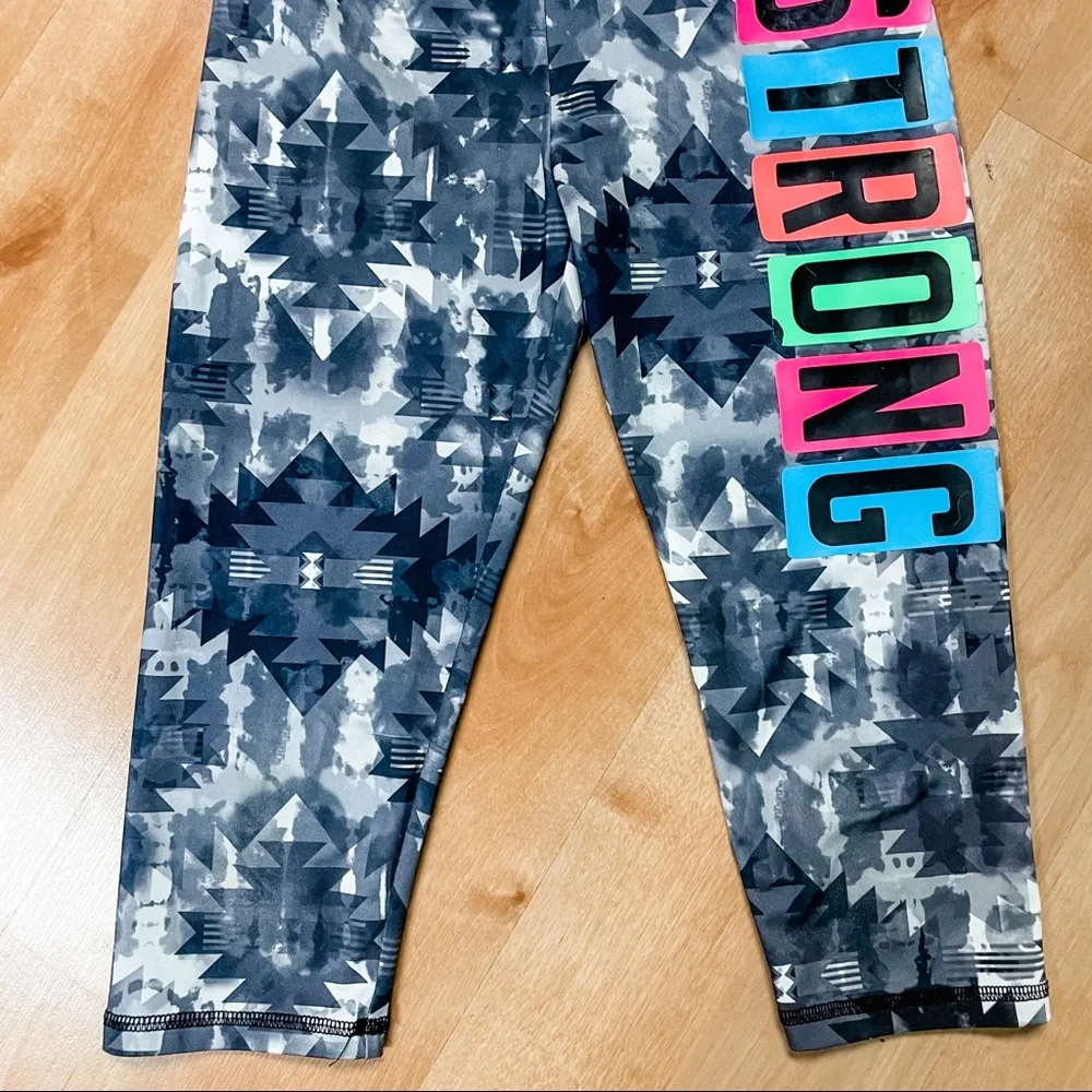 Justice Gray Patterned “Strong” Capris Active Legging Girls Size 12